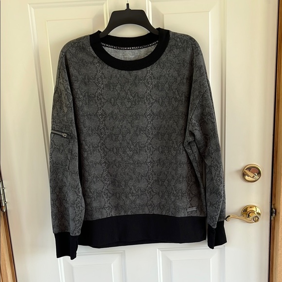 Nine West Black and Gray Patterned Sweatshirt - Picture 1 of 4